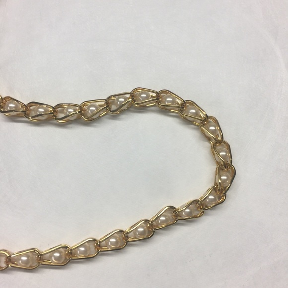 NAPIER NECKLACE - Picture 2 of 6